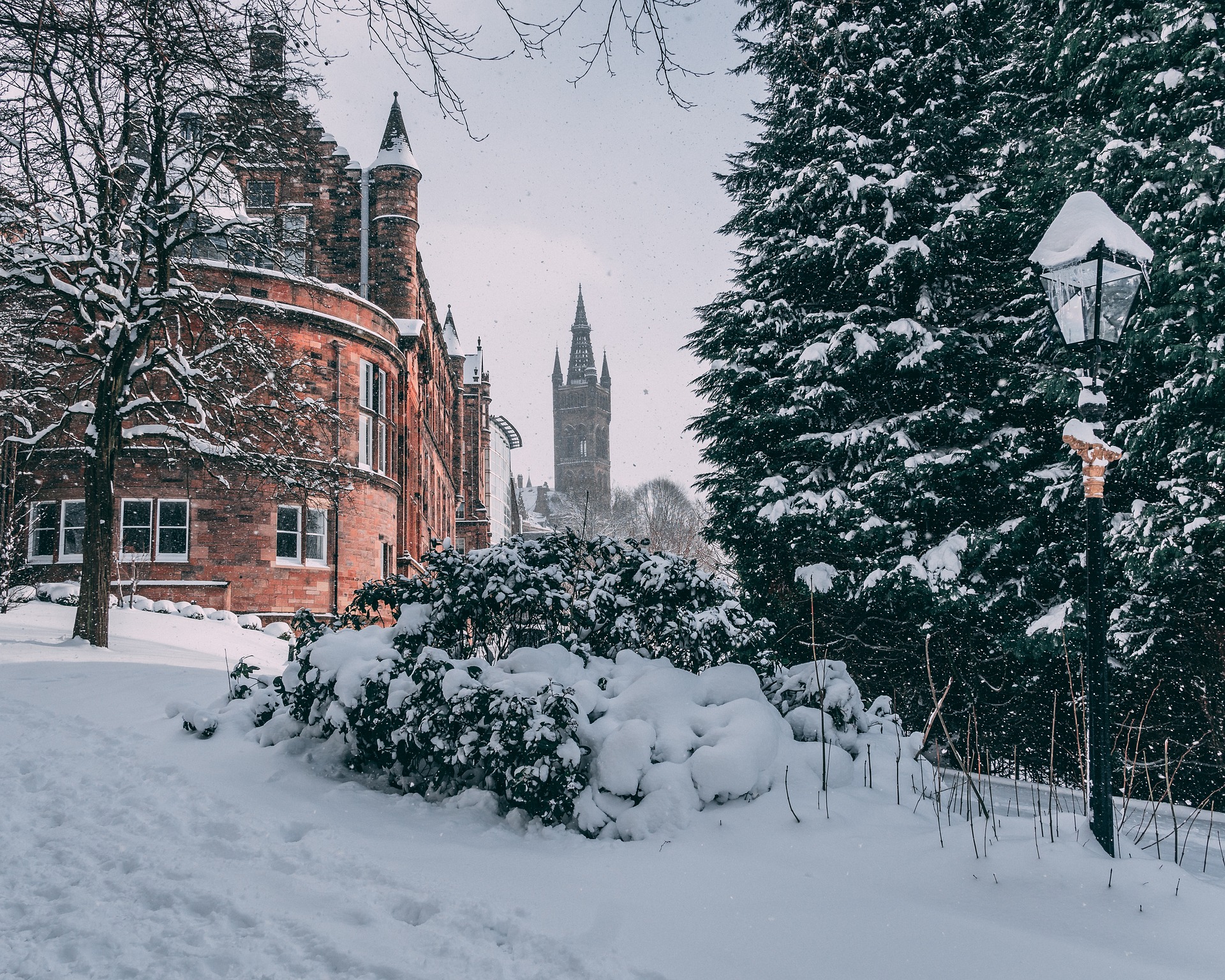 A snow-covered University of Glasgow